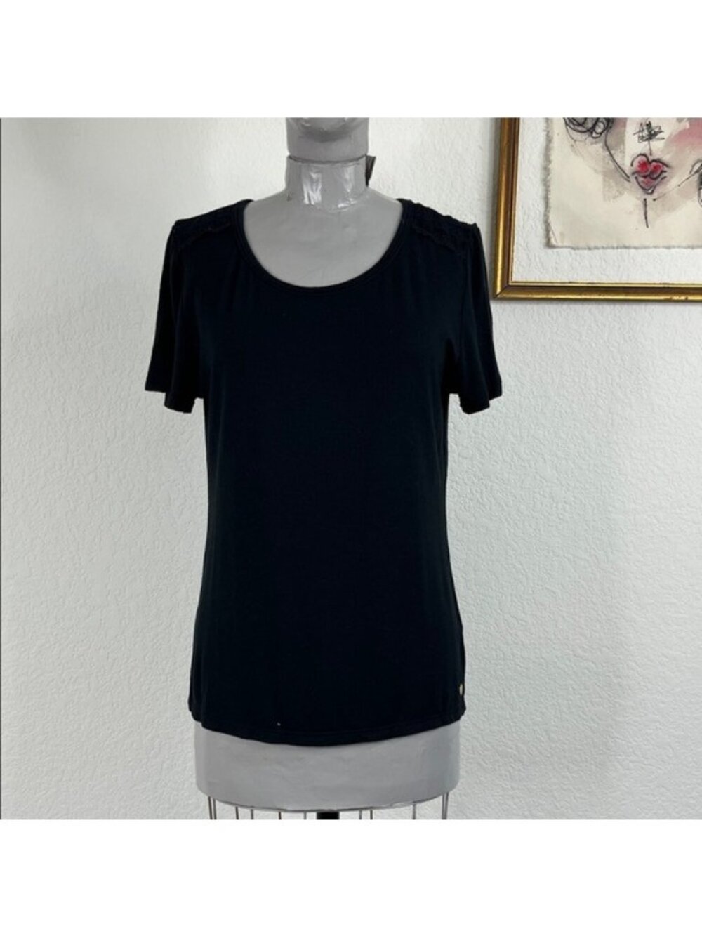 Juicy Couture Lace Short Sleeve T Shirt Metal Gold Heart Logo